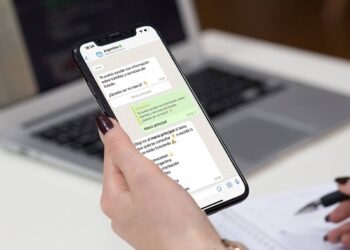 El Gobierno lanzó Tina, el primer asistente virtual nacional
