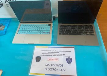 Cayeron tres dealers que elaboraban y hacían delivery de drogas de diseño