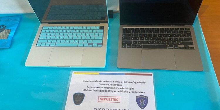 Cayeron tres dealers que elaboraban y hacían delivery de drogas de diseño