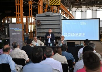 Transporte y Ferrocarriles Argentinos encabezaron encuentro con empresas ferropartistas en Tucumán