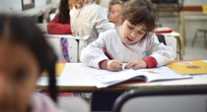 El total de las escuelas primarias de Entre Ríos tienen ampliada su jornada escolar