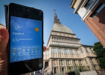 Los italianos pasan un tercio de su vida online