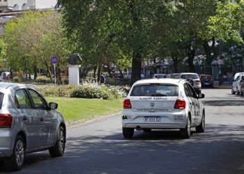 La Ciudad habilitó la subsede de la Comuna 9 para tramitar el registro de conducir en Parque Avellaneda