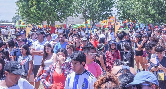 Más de 5.000 jóvenes formaron parte del cierre de año del programa “Adolescencias” en la Ciudad