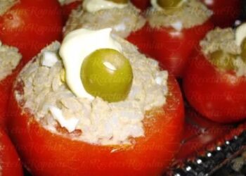 Los tomates rellenos no pueden faltar en Navidad