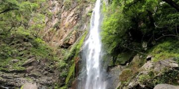 El sur tucumano ofrece un abanico de opciones para el verano en un marco de imponentes paisajes
