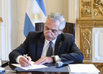 El Presidente y gobernadores impulsan el juicio político a la Corte por «manifiesta parcialidad»