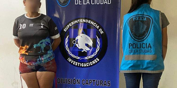 Cayó en José C. Paz una mujer que estaba prófuga por cometer hurtos