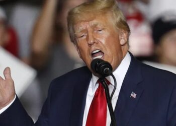 Donald Trump contra los ‘condones Trump’
