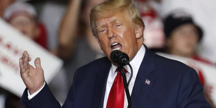 Donald Trump contra los ‘condones Trump’