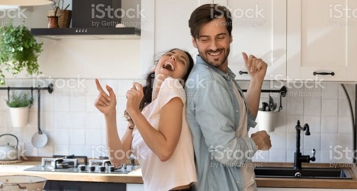 Parejas acordadas: «Podemos casarnos siendo amigos»
