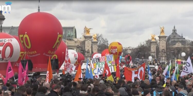 Nuevas protestas en Francia contra la resistida reforma jubilatoria, antes de su adopción