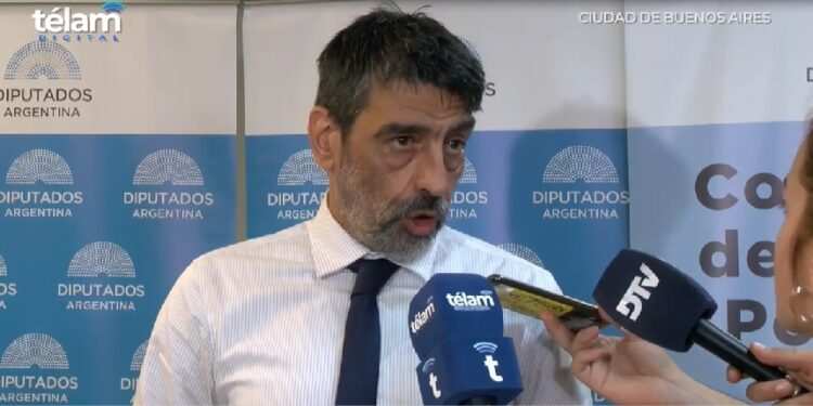 La comisión de Juicio Político retomó sus audiencias