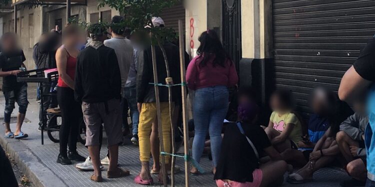 Dos detenidos durante un desalojo de casa usurpada en Constitución