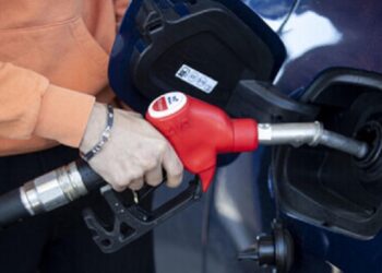 Ministros de la UE aprueban veto a motores contaminantes