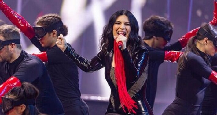 Laura Pausini criticó a los medios que no cuentan con mujeres mayores de 40 años en sus portadas