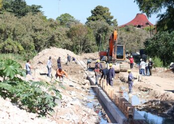 Avanza la obra del nuevo Borde Costero del Barrio Rodrigo Bueno