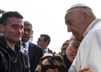 El Papa dejó el hospital Gemelli, «todavía estoy vivo»