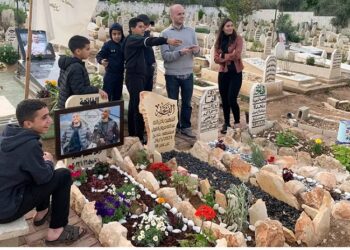 Los muertos no caben en el campo de refugiados de Yenín