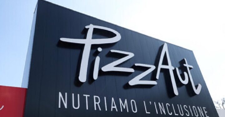 Pizzería para autistas abre su segundo local