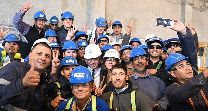 El presidente recorrió las obras del primer reactor de potencia 100% argentino