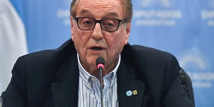 Carlos Heller destacó la necesidad de actuar sobre la especulación y la puja distributiva con medidas