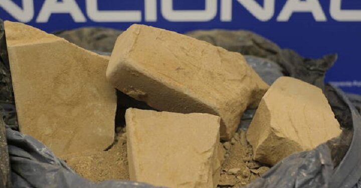 En Montevideo encontraron 1,2 toneladas de cocaína en una nave italiana