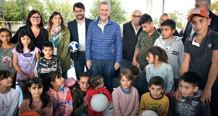 Juan Schiaretti anunció precandidatura presidencial por una coalición «que supere la grieta»