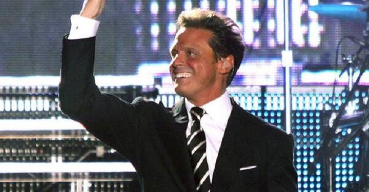 Luis Miguel agotó venta de entradas en menos de dos horas