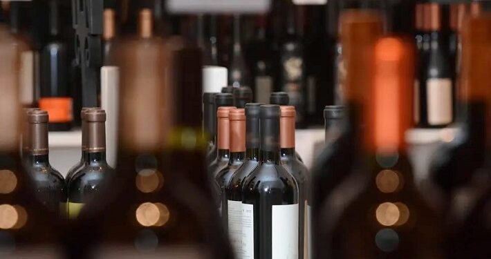 Un vino de supermercado, una broma y el escándalo estalló