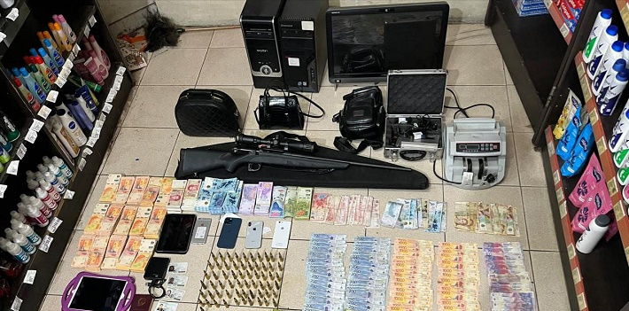Operación Ropa Blanca: seis detenidos por traficar ropa impregnada en cocaína