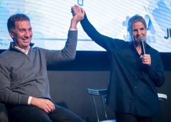 Rodríguez Larreta, Santilli, Hotton y Garro con más de 300 militantes de Más Valores en La Plata”