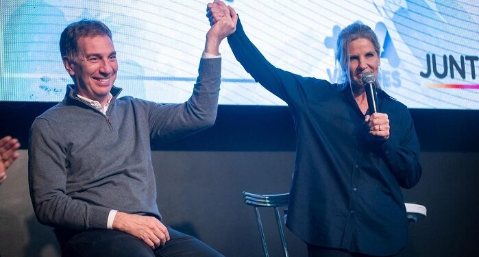 Rodríguez Larreta, Santilli, Hotton y Garro con más de 300 militantes de Más Valores en La Plata”