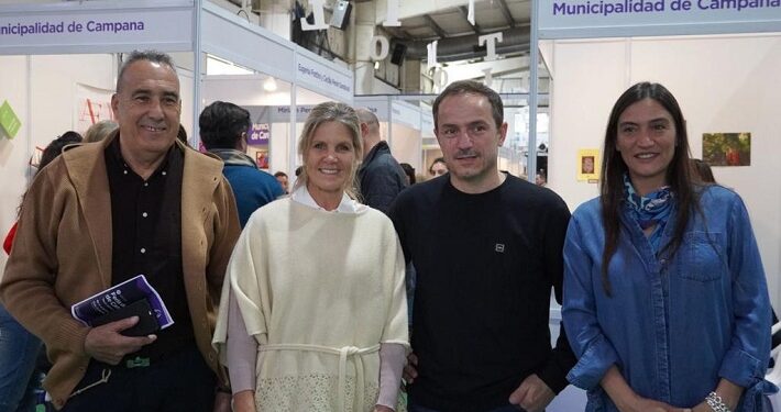 Cynthia Hotton recorrió Campana y Zárate, y visitó una de las primeras iglesias evangélicas de la provincia, fundada por su abuelo