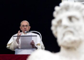 Francisco mejora, pero el rezo del Ángelus será en privado