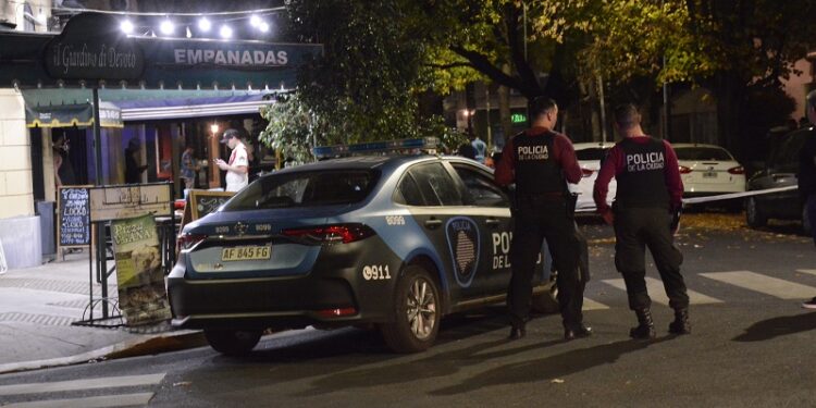 Atrapan a los colombianos abrepuertas: utilizaba un dispositivo para copiar llaves