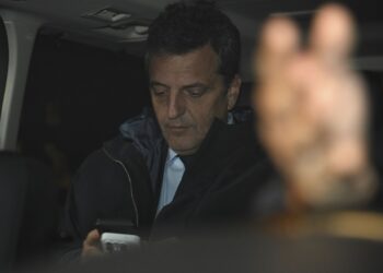 Batacazo inesperado: Gobernadores y ministros celebran fórmula de unidad en UXP