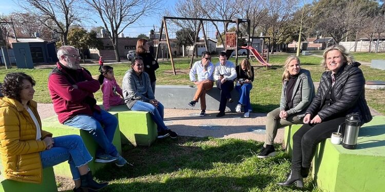 Cynthia Hotton visitó Chivilcoy en respaldo a la candidatura a intendente de Sotera: “Bea es la mujer que va a transformar esta localidad”