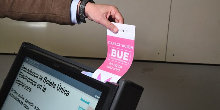 La Cámara Electoral lanzó un ChatBot en WhatsApp para responder dudas sobre las elecciones