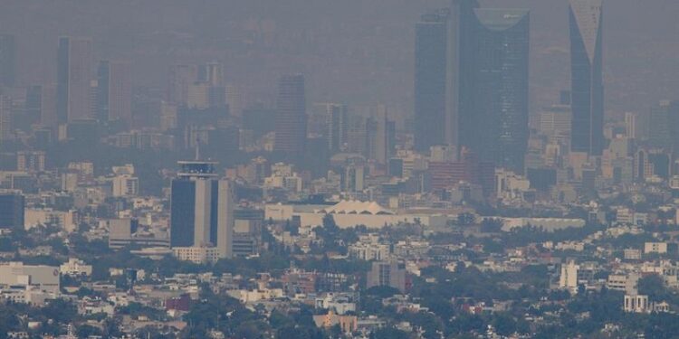 Un estudio vincula el aumento de la contaminación con una mayor resistencia a los antibióticos
