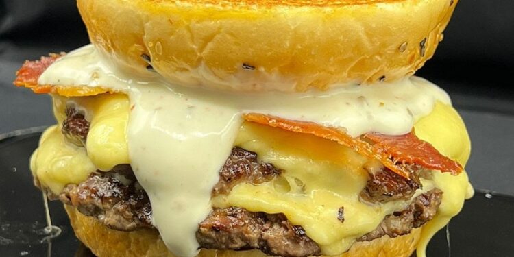 Messy Burger: una nueva hamburguesa para celebrar la llegada de Messi al Inter de Miami