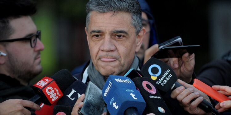 Jorge Macri propone eliminar la SUBE y poder pagar transportes con celular o tarjeta de crédito