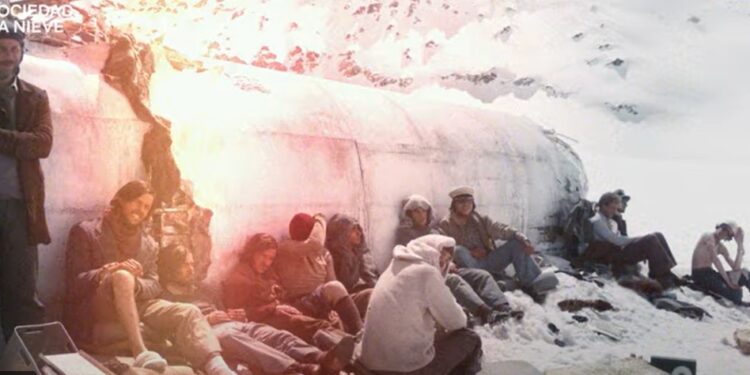 Netflix comparte el avance de La sociedad de la nieve, la nueva película sobre la tragedia de los Andes