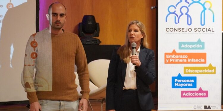 El Consejo Social de la Ciudad realizó la 1° Jornada sobre Adicciones junto a especialistas y familiares de personas en recuperación