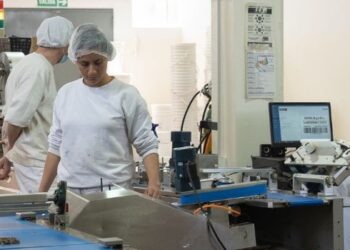 Con impulso del INTI, la pyme Zafrán de San Martín se consolida en el mercado de snack saludables