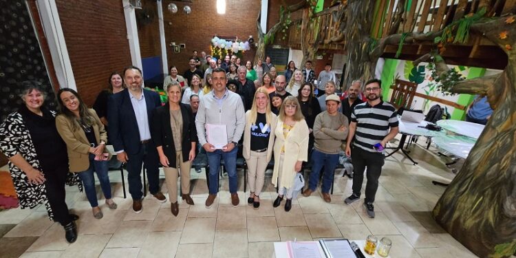 La Ciudad de Buenos Aires cada vez más inclusiva: en las elecciones se utilizará el tablero de comunicación para personas con discapacidad