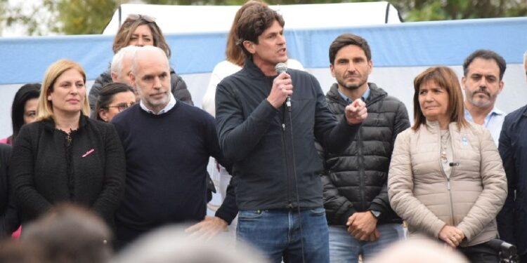 Martín Lousteau acompañó a Patricia Bullrich en el acto de cierre en Venado Tuerto
