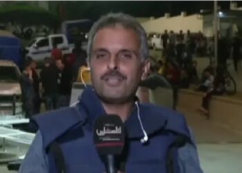Muere un periodista palestino junto a once miembros de su familia tras un bombardeo israelí en Gaza