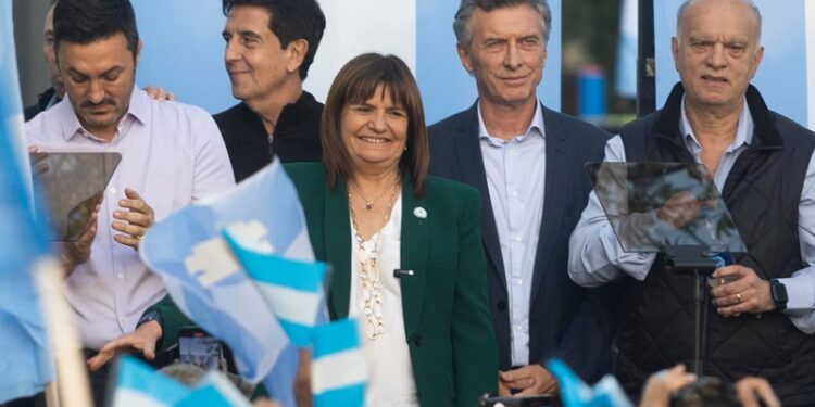 Para Patricia Bullrich, la gente que la votó «se está inclinando claramente por el cambio»