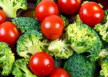 Del brócoli a los tomates, alimentos para la salud masculina